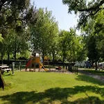 Le Sorlut Campsite Cozes